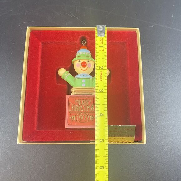 Ornament Hallmark Tree Trimmer Collection Jack in the Box Yesteryear 1977 - Picture 2 of 5